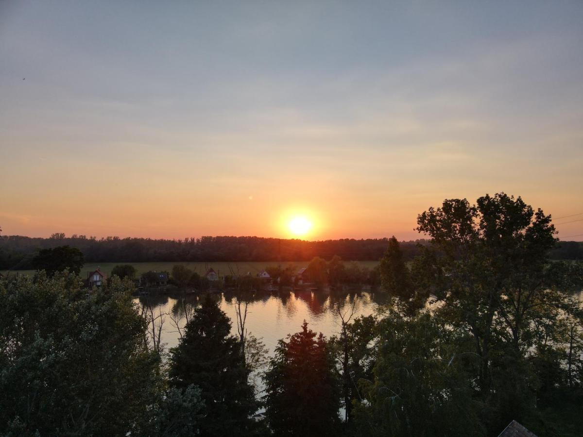 Angyali Hazak Villa Ráckeve Екстериор снимка